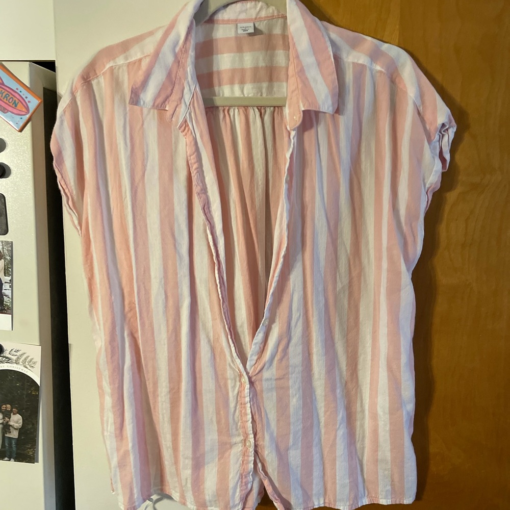 Old Navy pink striped shirt sleeve button up large ( dad shirt )